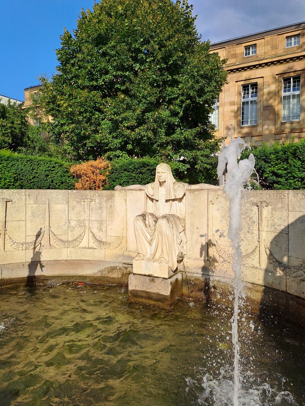 Schicksalsbrunnen